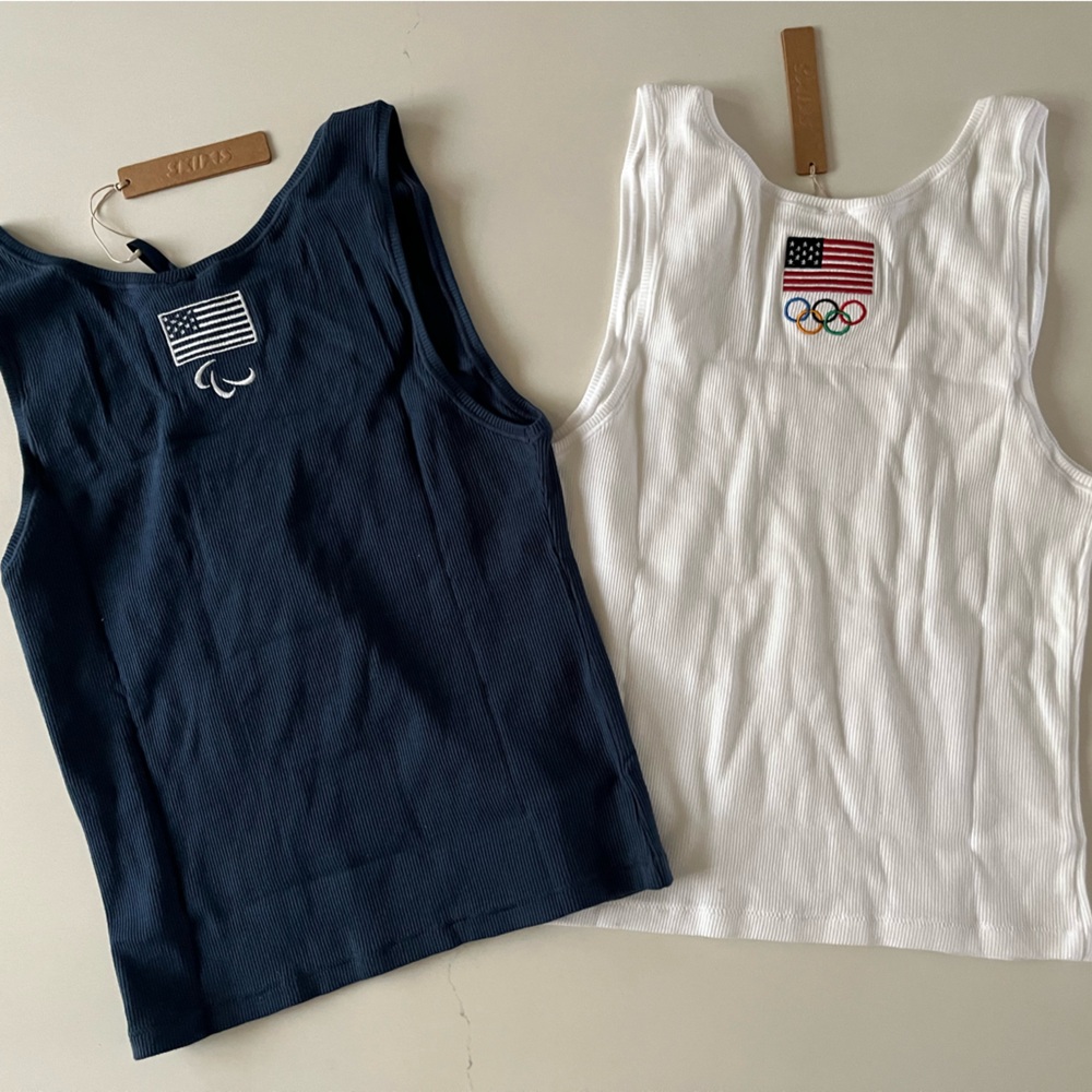 2 Pack - SKIMS Olympic Tank Set - Picture 5 of 7